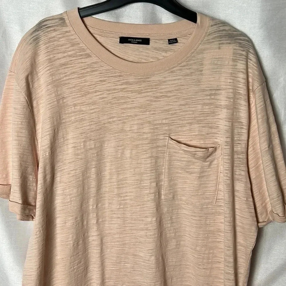 Jack & Jones.T shirt,men XL textured light peach short sleeve, rolled up cuff - Picture 2 of 13